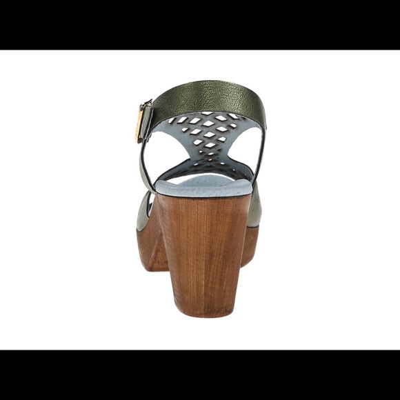 Metallic Clog Sandals - Picture 6 of 6